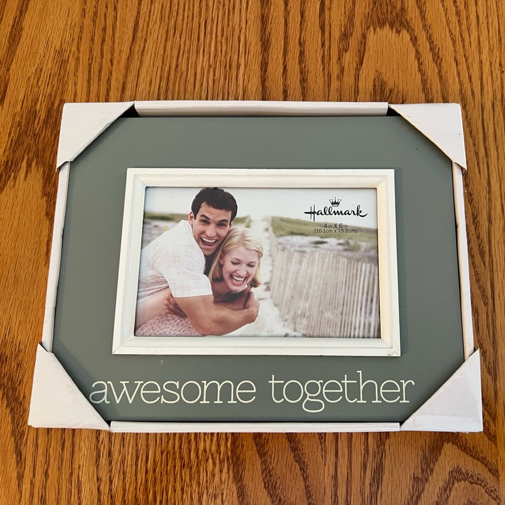Hallmark 4x6 Green & White Photo Frame - Awesome Together